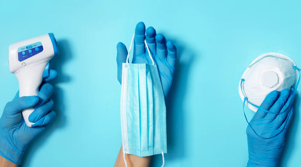 The Many Benefits Of Nitrile Gloves 